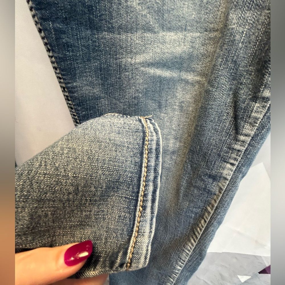 Maurices Faded Blue Skinny Jeans - Picture 4 of 9